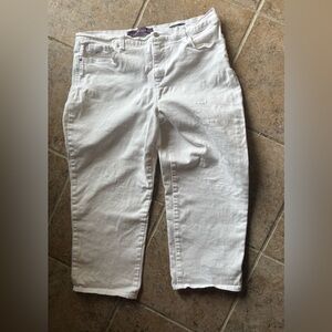 Gloria Vanderbilt Women's High Rise Cropped AMANDA White Jeans, Size: 12